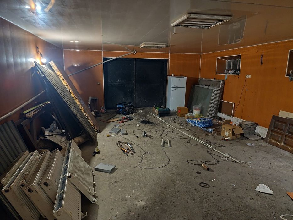 Продам Дім  місто. Білики  Полтавська обл.з гаражем під СТО.