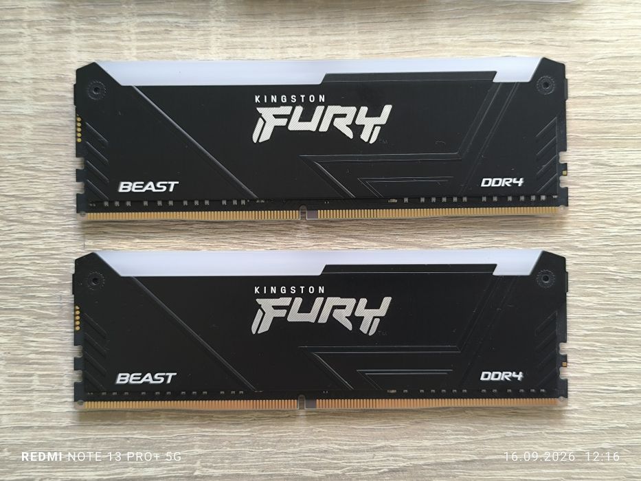 Pamięć RAM ARGB DDR4 16GB (2x8) 3200 CL16 Kingston Fury Beast