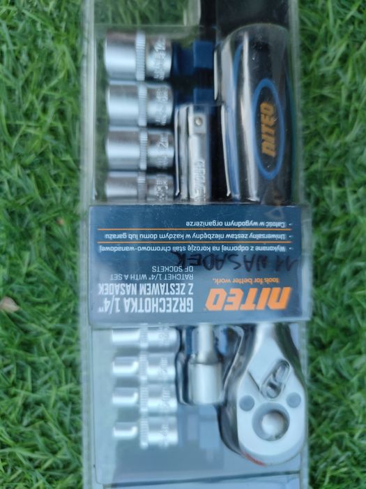 Zestaw 1/4 grzechotka 11 nasadek nasadowe