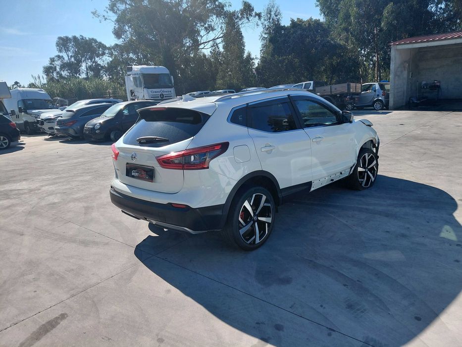 Nissan Qashqai 1.6 dCi Tekna Premium (Facelift)
