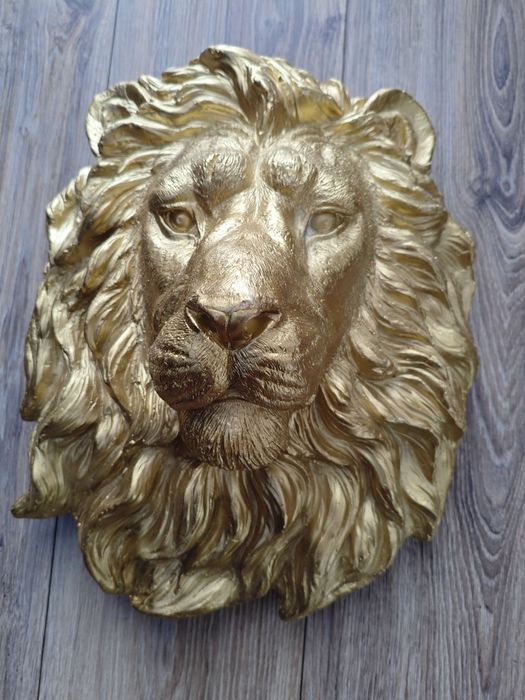 Duża złota głowa lwa dekoracja ścienna
