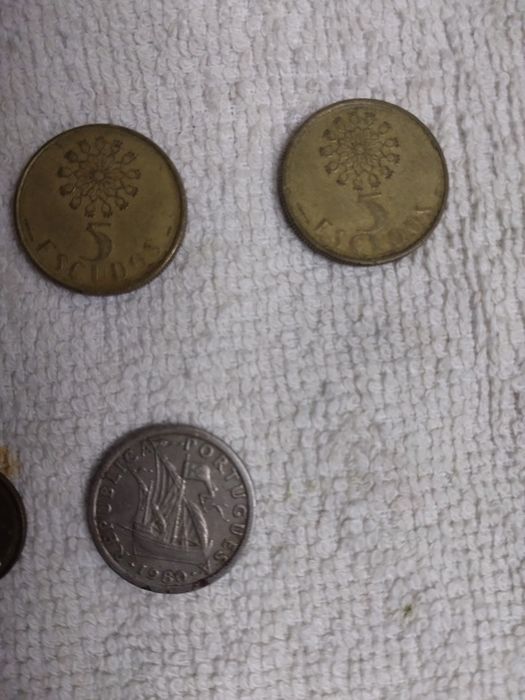10 moedas de escudo Portugal