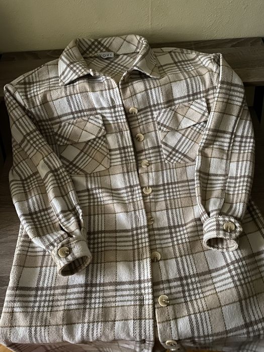 Стильное теплое пальто VOVK. В составе шерсть