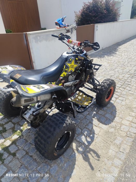 Moto 4 LTZ 400 mota