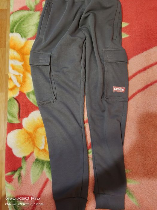 Оригінал  штаны Levis с карманами
