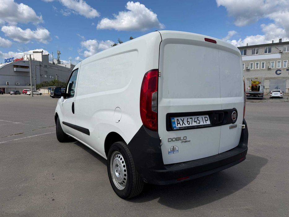 Fiat Doblo MAXI (довга база) 2015 року