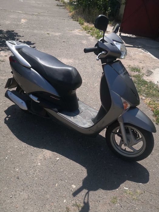 мопед Honda Lead