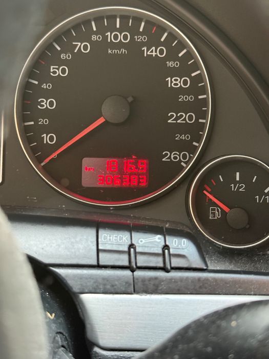 Продам АУДІ А4 б7