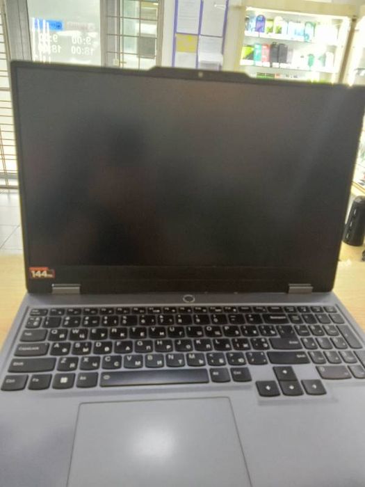 Ноутбук Lenovo LOQ 15IAX9I