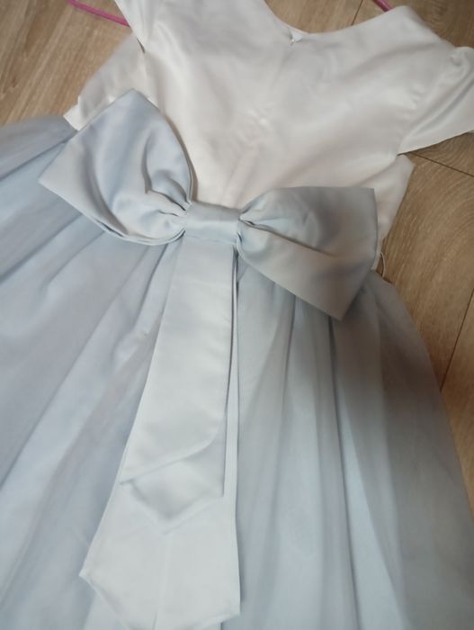 Святкова сукня на випускний