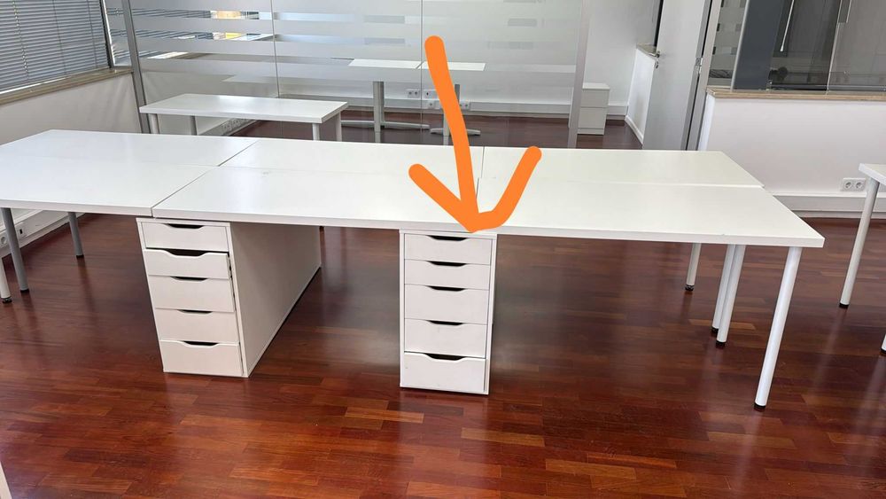 12 doze mesas de 120x60cm e 5 cinco gavetas (IKEA LAGKAPTEN, ALEX, ADILS) - 67% mais barato que novo !
