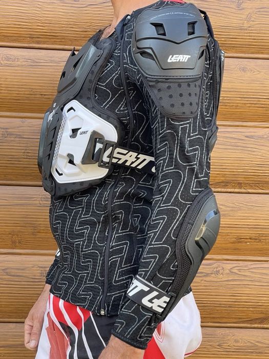 Leatt 4.5 черепаха
