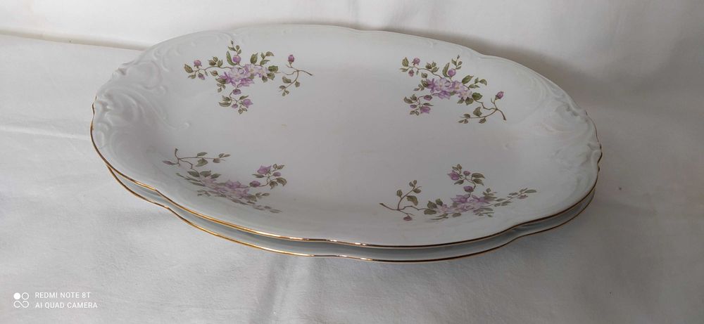 Półmiski owalne płaskie-złocone-porcelana WAWEL z PRLu.