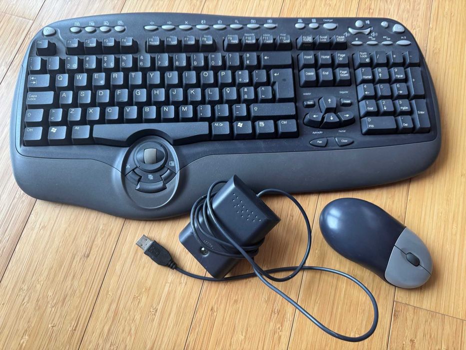 Teclado + rato (sem fios)