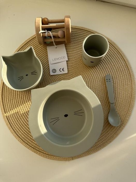 Дитячий набір посуду LIEWOOD Joana - Кішка Dusty Mint