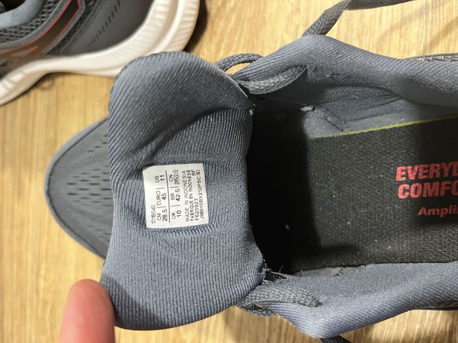 Asics Gel-Contend 7 Нові.  Розмір 45(28,5 см.) Ціна 2690 грн.