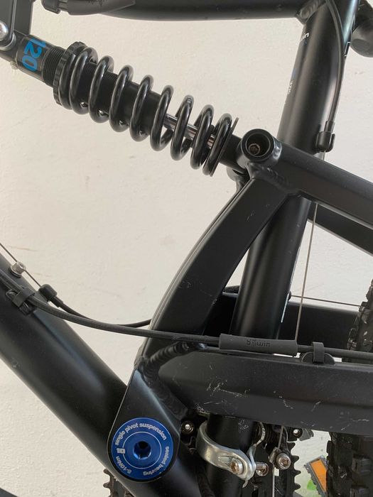 Vendo bicicleta BTT Rockrider 6.3 usada em optimo estado!