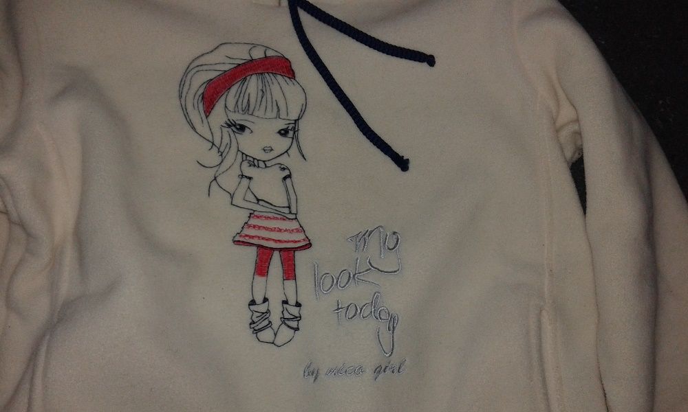 Camisola Sweat Polar 6 Anos Pelo c/ Capuz - Nova