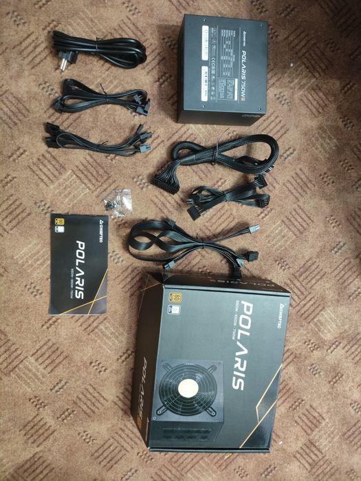 Продам блок питания Chieftec Polaris 750W PPS-750FC