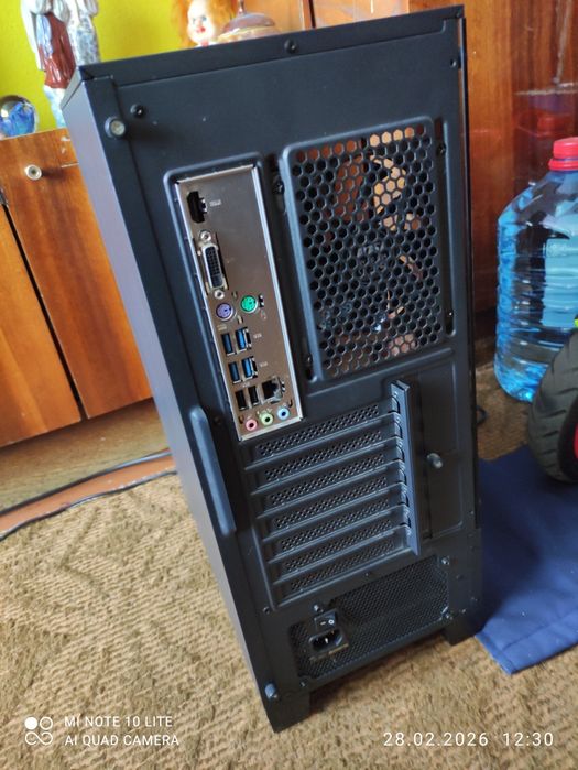 Продам б.у компьютер