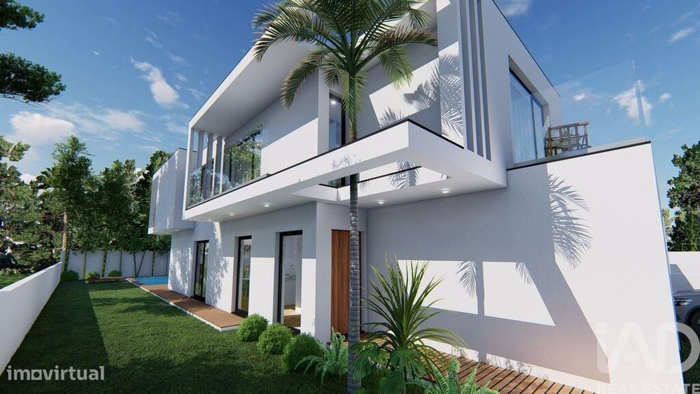 Casa / Villa T4 em Charneca De Caparica E Sobreda de 170,00 m2