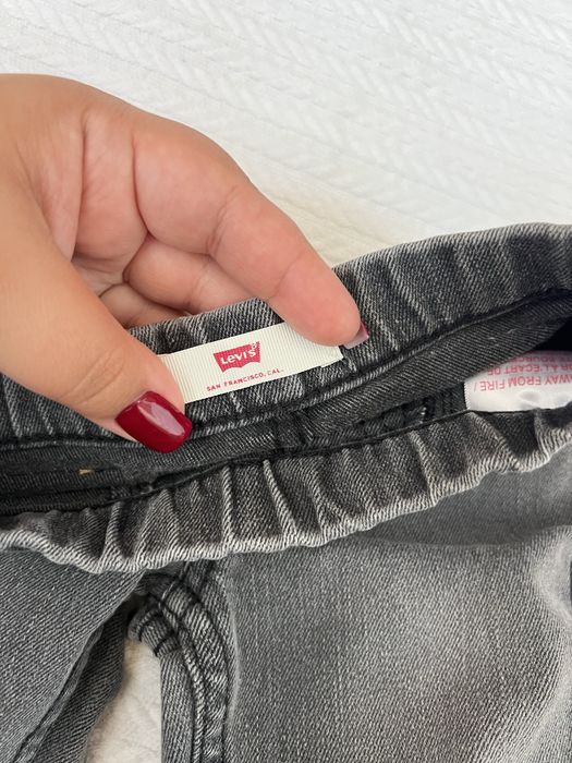 Дитячі джинси Levis