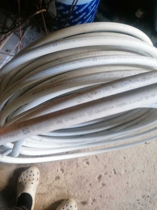 Vendo 28 metros de tubo multicamadas Aenor  20x2.0