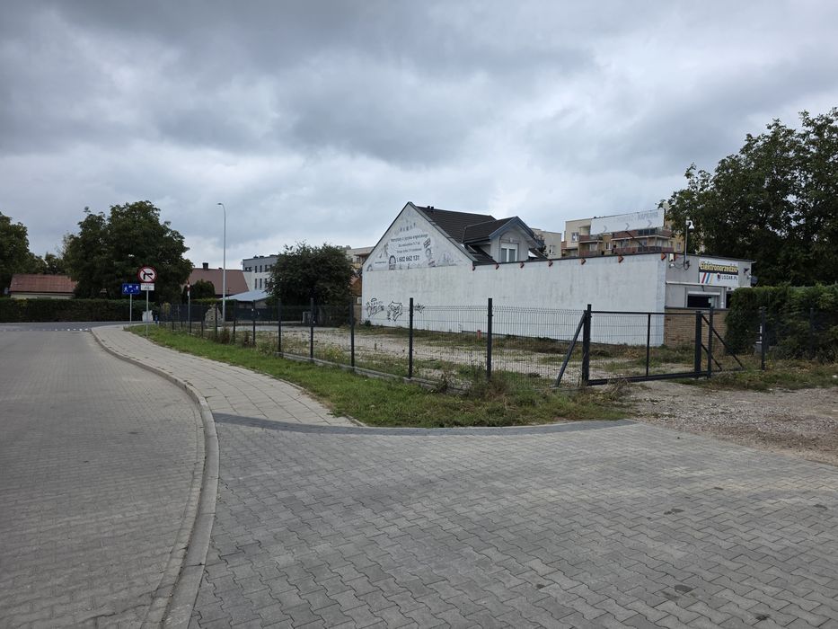 Wynajem. Działka w super lokalizacji