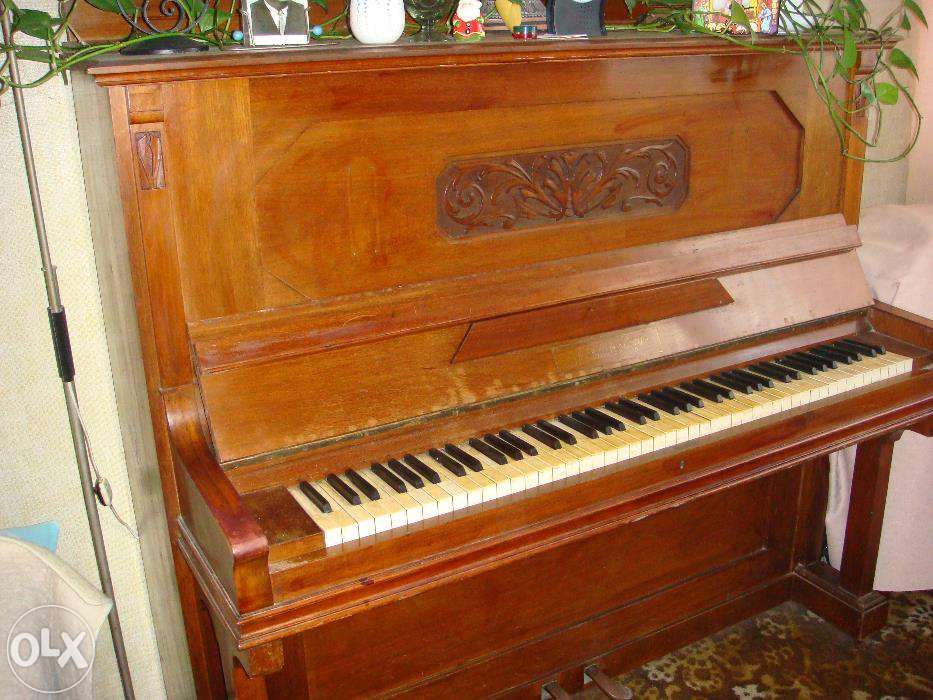 Pianino A.Schulz & Brieg