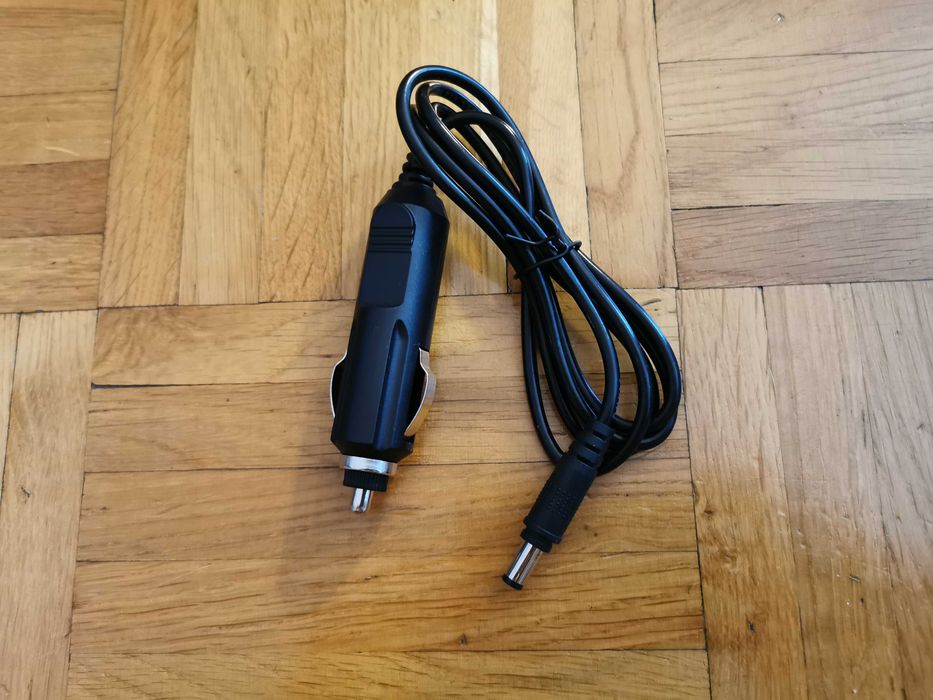 Nowa ładowarka samochodowa adapter