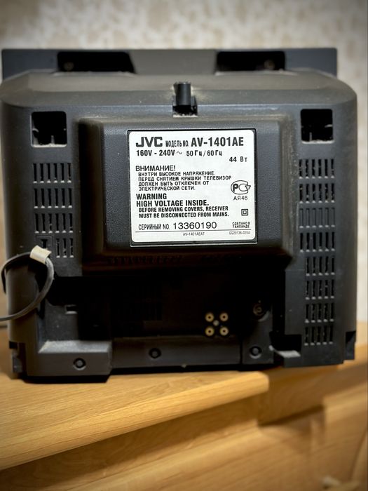 Продам телевізор JVC AV-1401AE