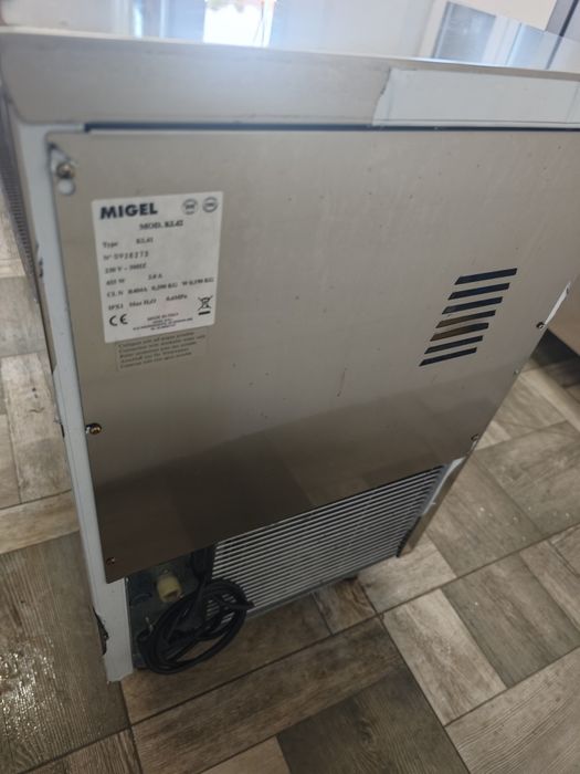 Льодогенератор 40 кг Miegel Італія