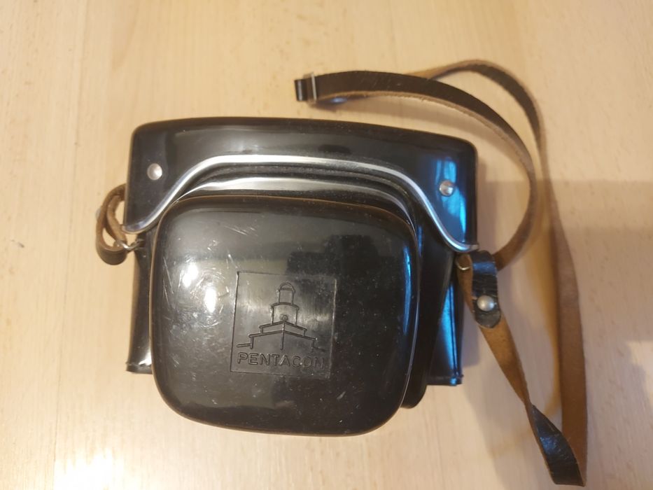 Pokrowiec na aparat PENTACON wysyłka piękny stan
