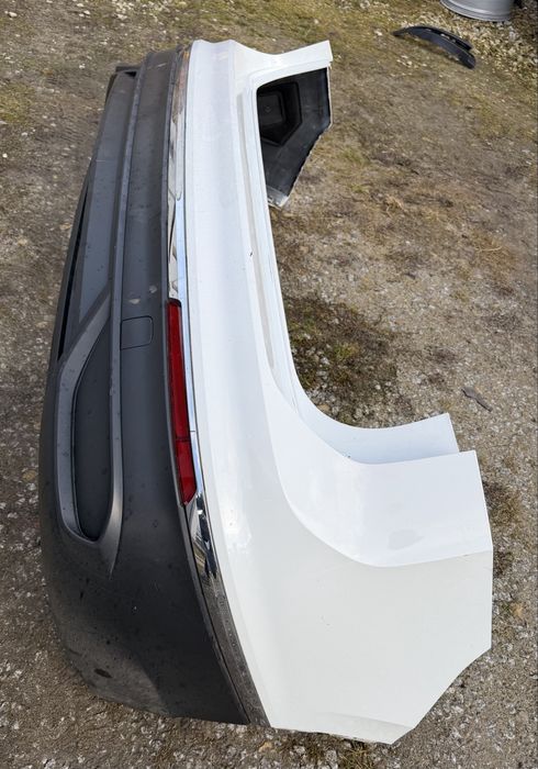 Бампер задній  Тігуан Volkswagen Tiguan 2022