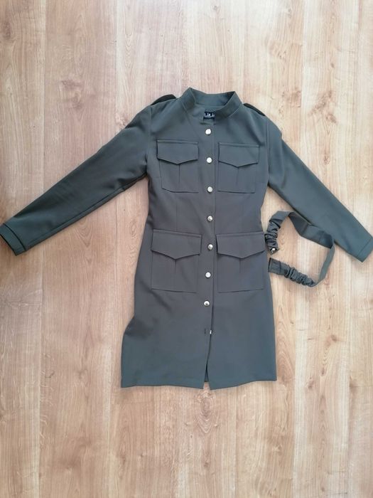 Sukienka szmizjerka w stylu Militarnym by Oh la la r. 36/ S