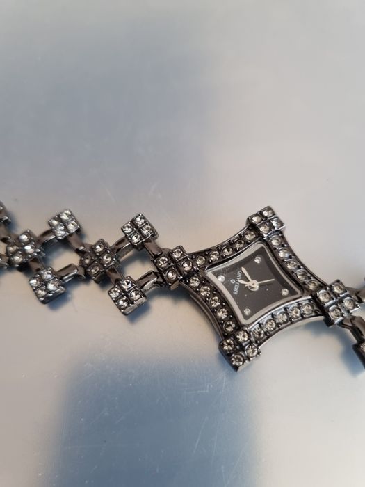 Czarny damski zegarek EMILLIANO