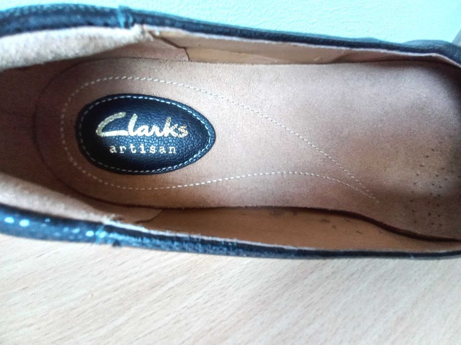 Суперові шкіряні туфлі Clarks 38 р.