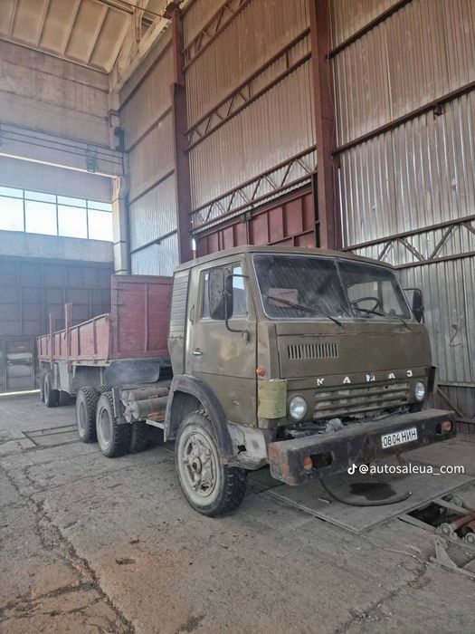 Автомобіль вантажний  Камаз 1981 року випкску