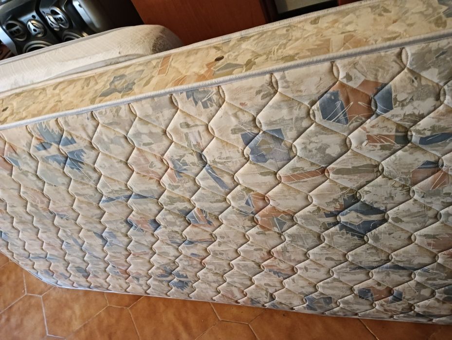 Colchão usado em muito bom estado Pikolin - Como novo 	188x90