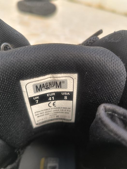 Botas Magnum 41 em bom estado