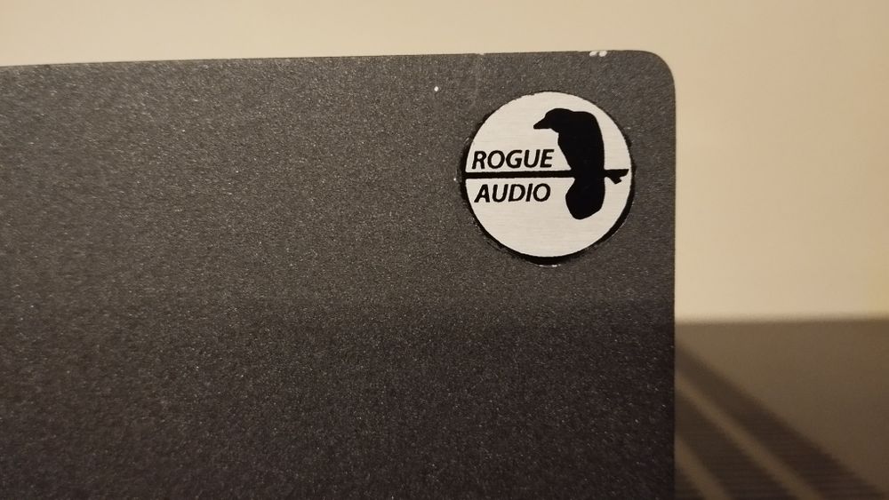 Vendo preamplifier phono Rogue Audio