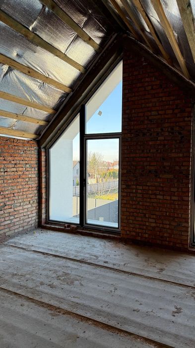 Продається Дуплекс, новобудова, у престижній локації міста