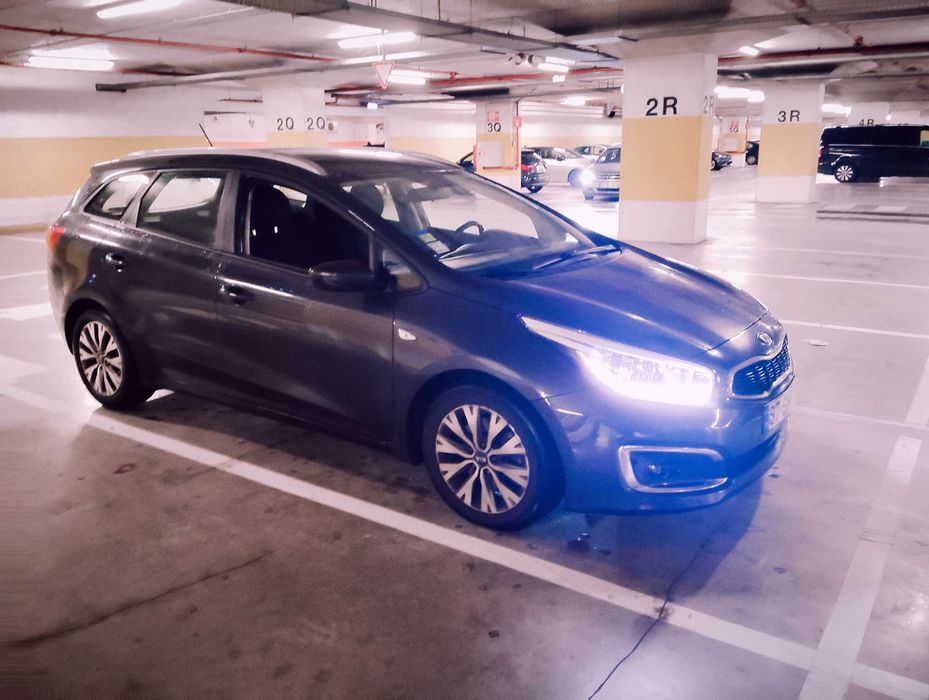 Kia 2016 /12.  Com todo o Histórico
