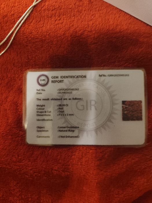 Colar de rubi - prata 925 banhada a platina