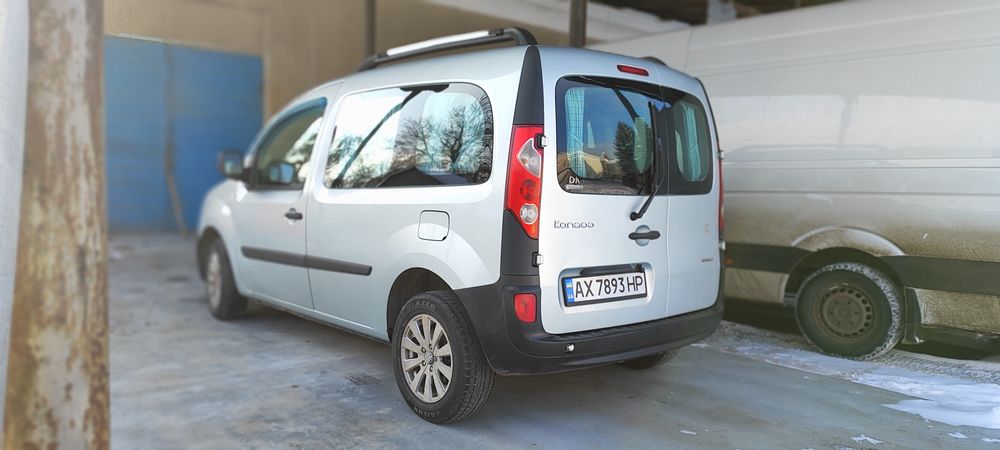 Продам терміново Рено кенго зв'язку з виїздом за  кордон
