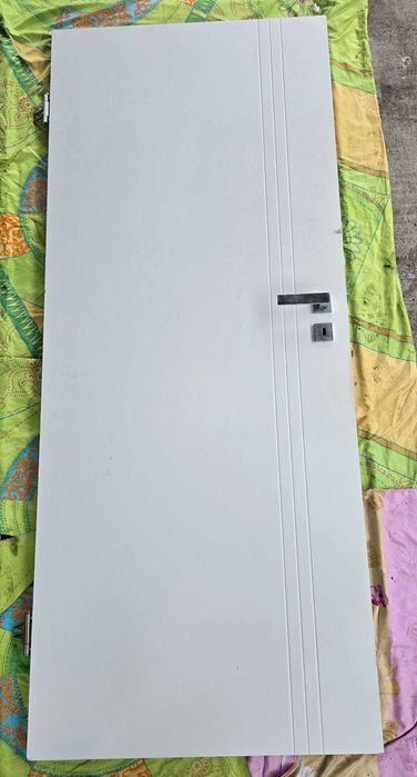 Drzwi wewnętrzne białe 70 do łazienki i 80 pokojowe używane