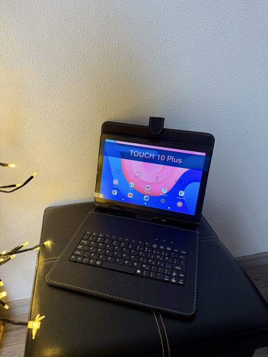 Чохол клавіатура для планшета 10 дюймів / шкіряний чохол книжка