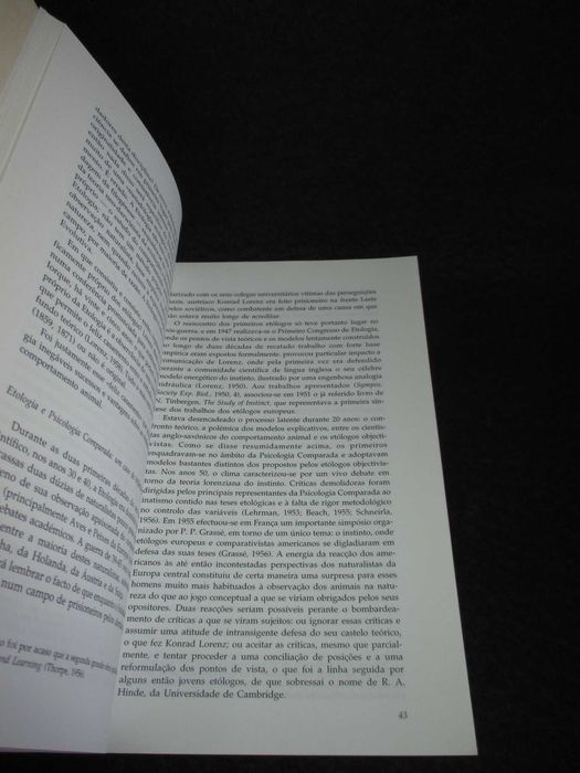 Livro Ensaios de Etologia Social Luís Soczka Autografado
