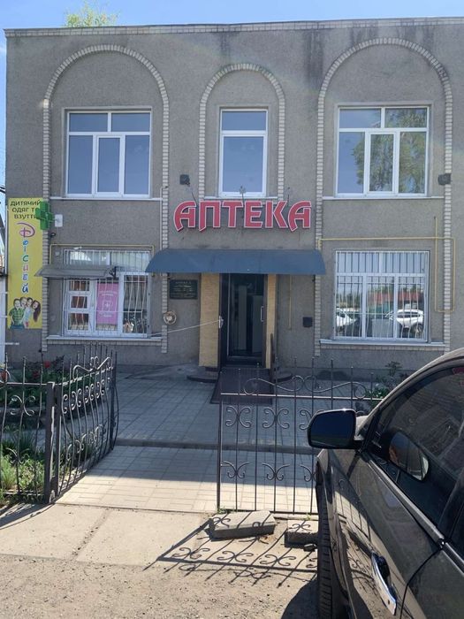 Продам приміщення смт Володарка