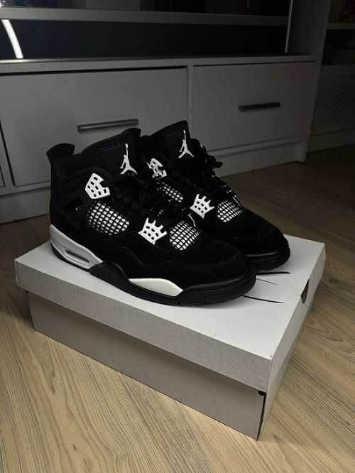 Butymęskie_Air_Jordan_4_Retro_Thunder_White R.44